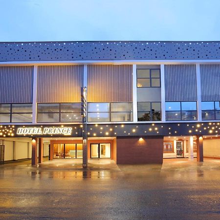 Hotel Prince Kāladi Exterior foto