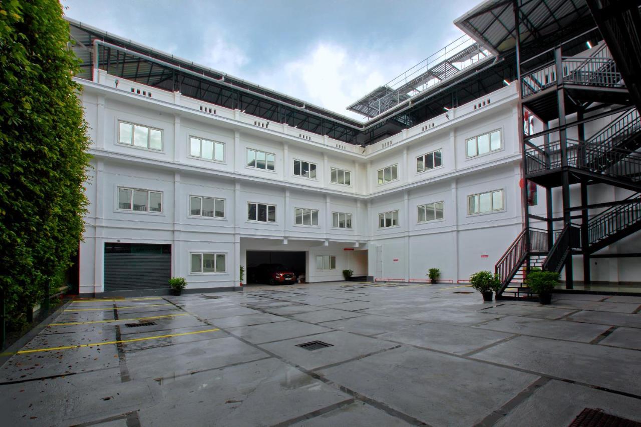 Hotel Prince Kāladi Exterior foto